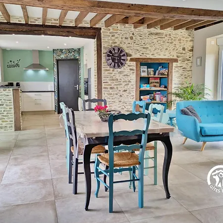 La Rose Tremiere, 6 Personnes