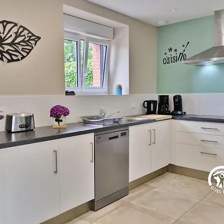 La Rose Tremiere, 6 Personnes * Cosse-le-Vivien