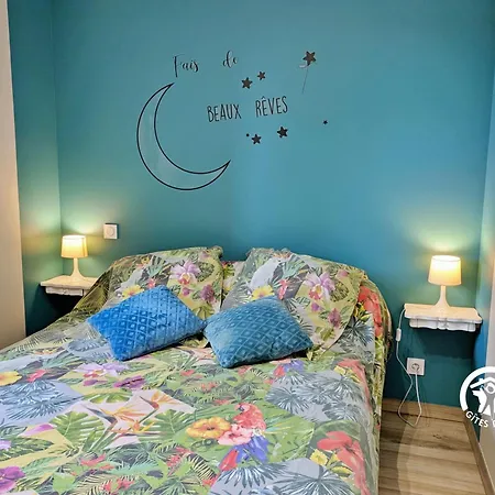 La Rose Tremiere, 6 Personnes Holiday home