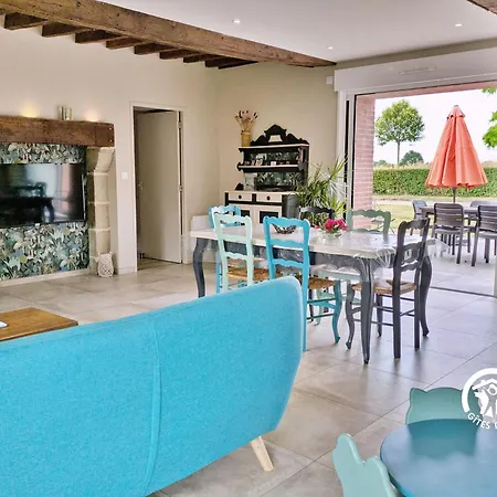 La Rose Tremiere, 6 Personnes Holiday home *