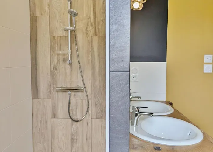 Ferienhaus La Rose Tremiere, 6 Personnes *