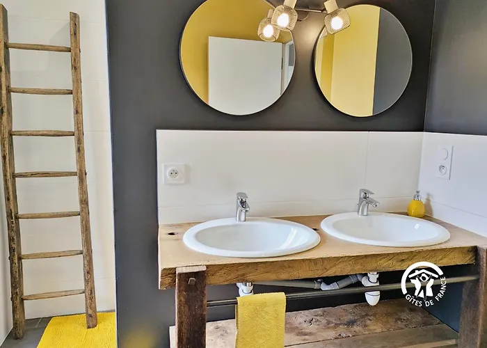 Ferienhaus La Rose Tremiere, 6 Personnes Cossé-le-Vivien