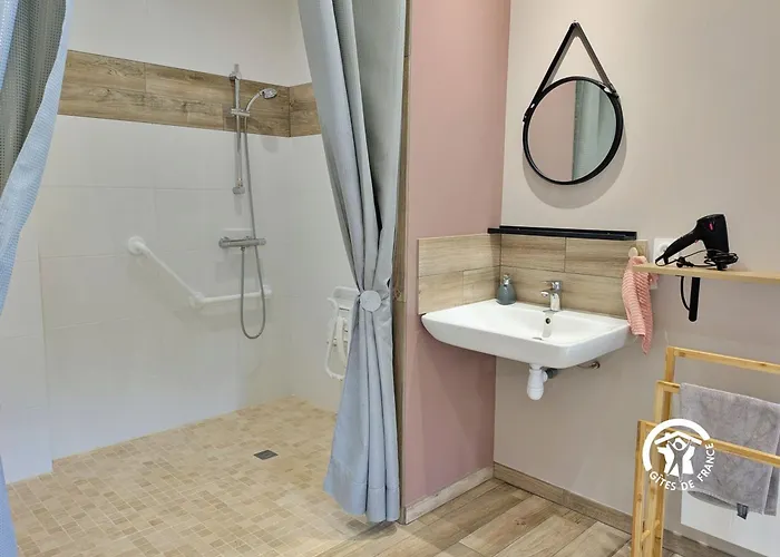 La Rose Tremiere, 6 Personnes *