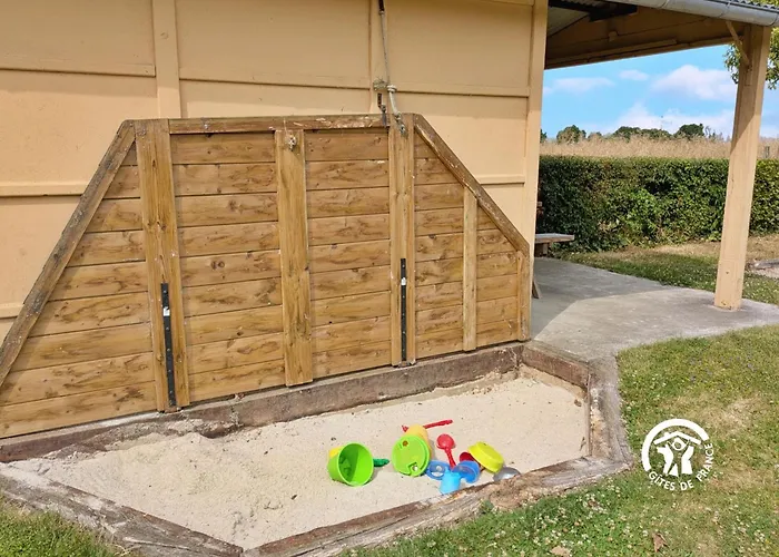 La Rose Tremiere, 6 Personnes